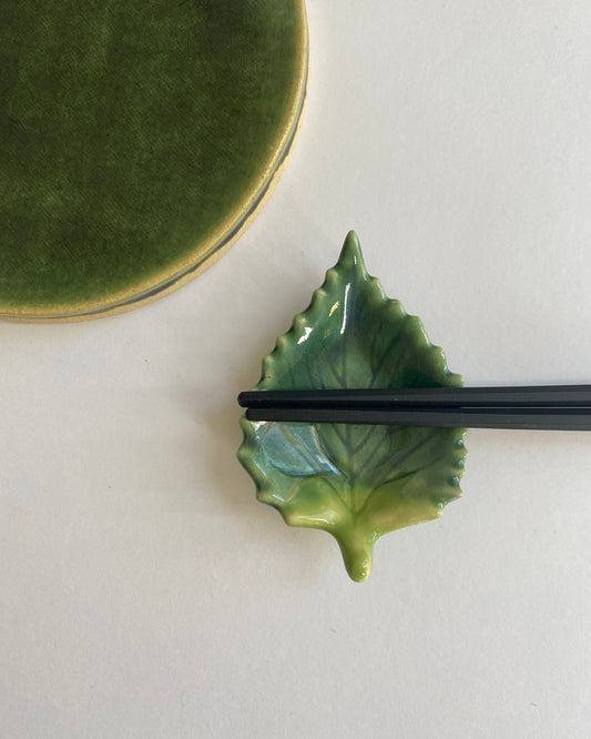 chopstick rests : green & white $5.50